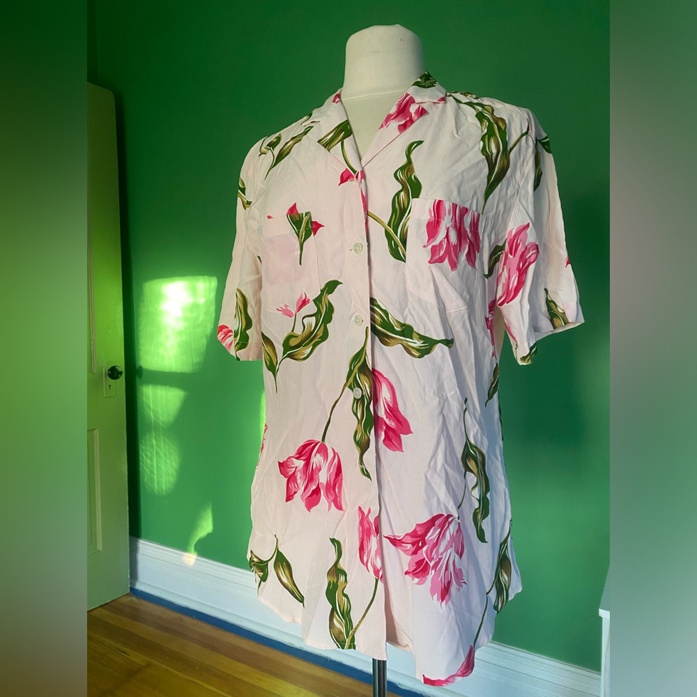 Vintage Mondi rayon pink floral island short sleeve bouse